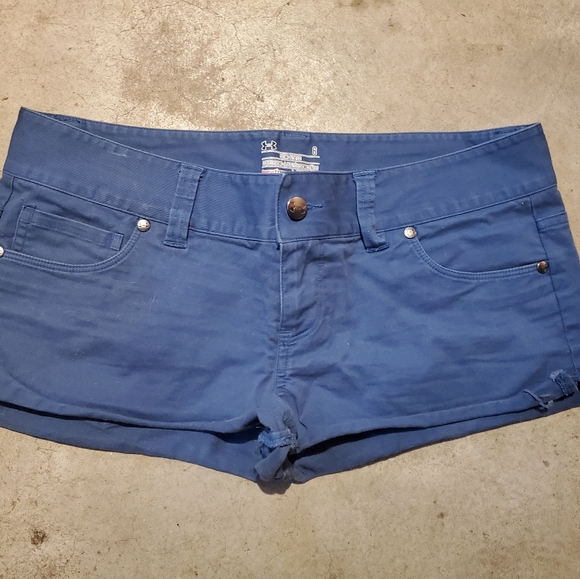 Under Armour Pants - Under Armour Womens Semi-Fitted Blue Cotton Blend Stretch Shorts Size 6